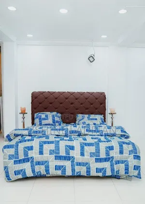 Bedding Set Ya Kifahari (King Size)
 Duvet 1
 Shuka 1
 Foronya 4