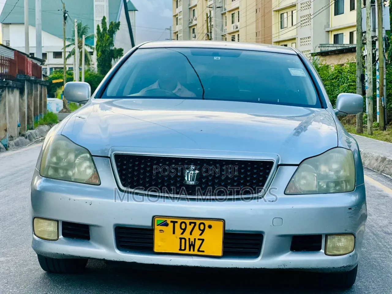 Toyota Crown 2006 Silver