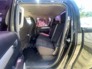 Toyota Hilux 2019 Black