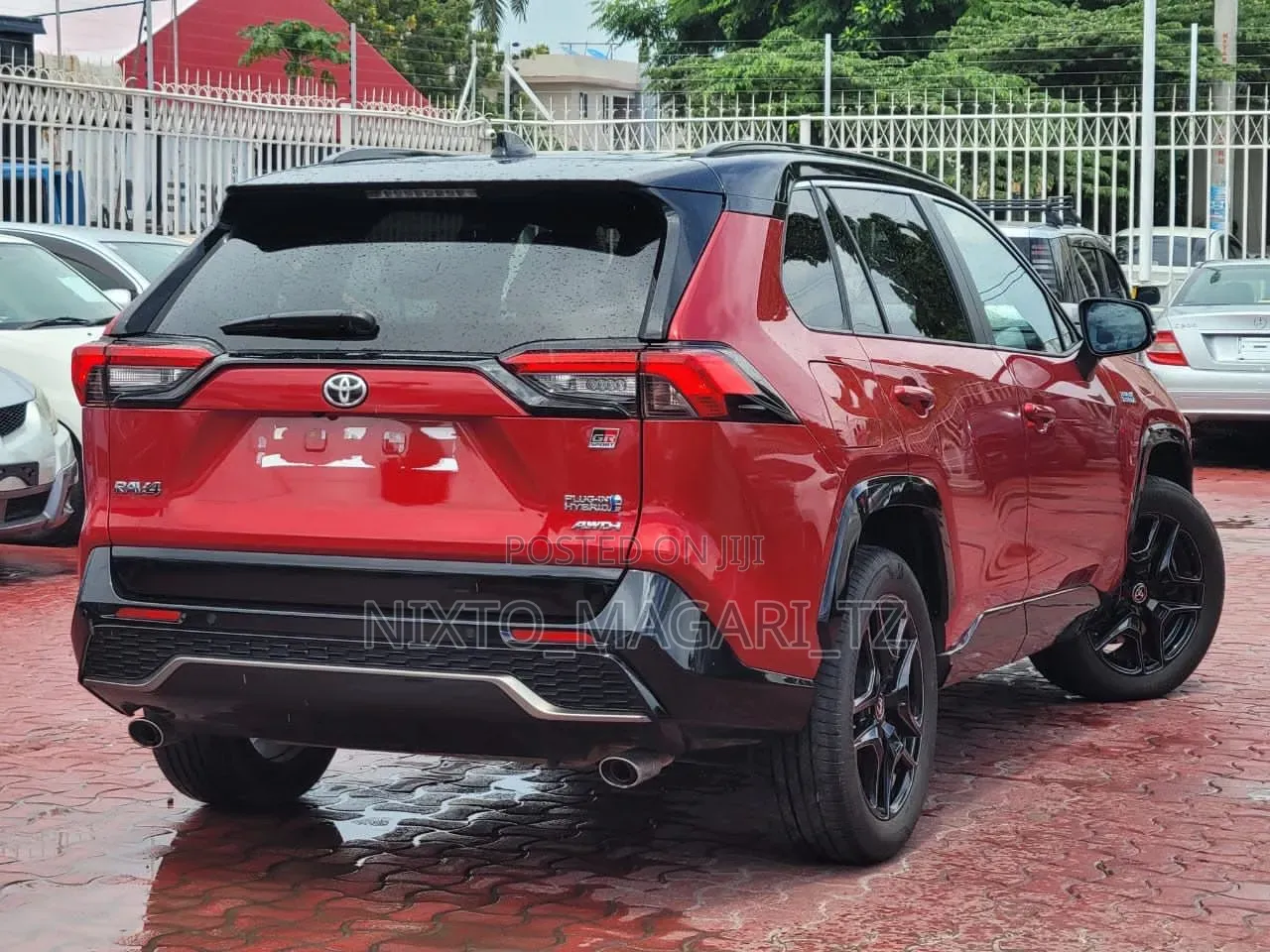 New Toyota RAV4 Hybrid 2025 Red