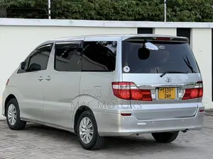 Toyota Alphard 2004 Silver