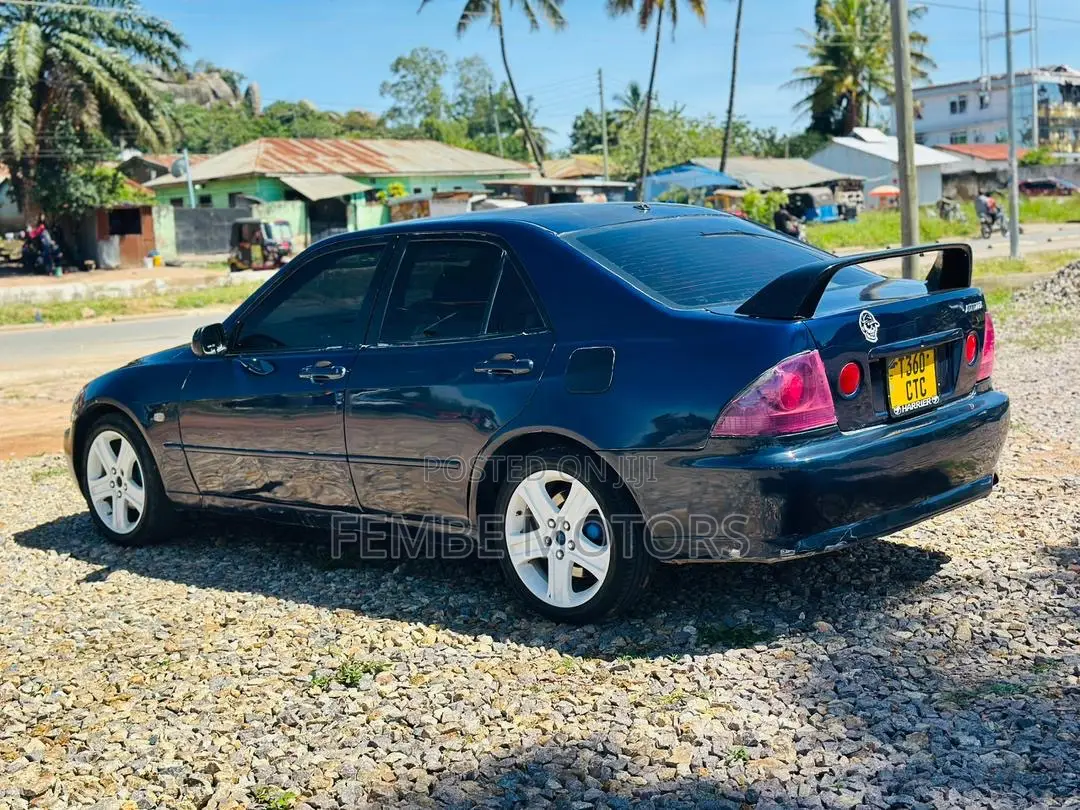 Toyota Altezza 2004 Blue