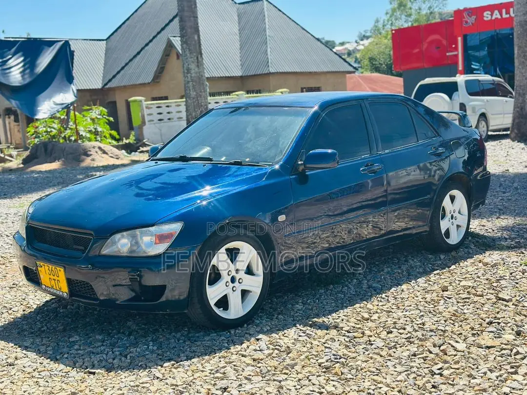Toyota Altezza 2004 Blue