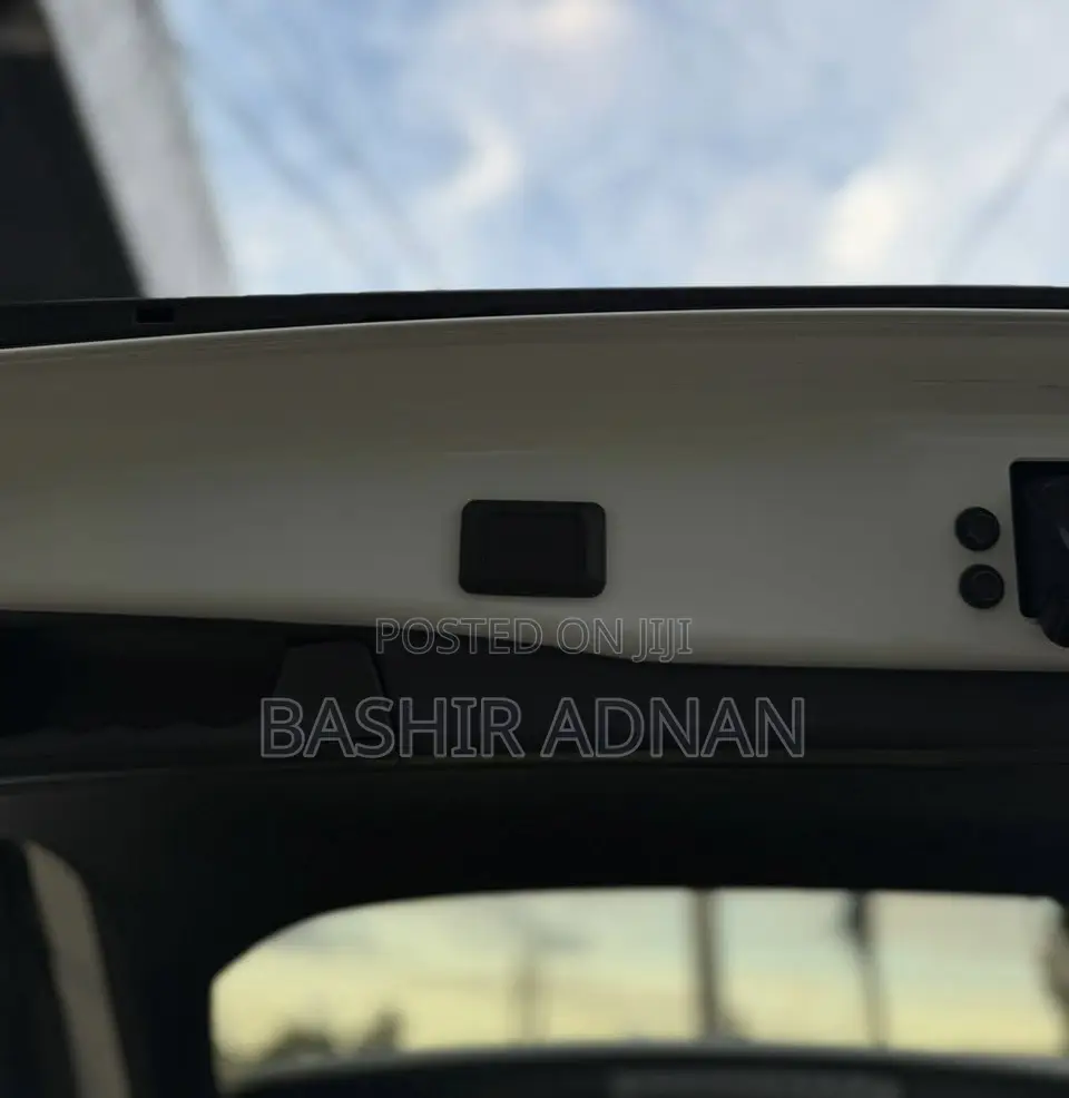 Toyota RAV4 2019 Pearl