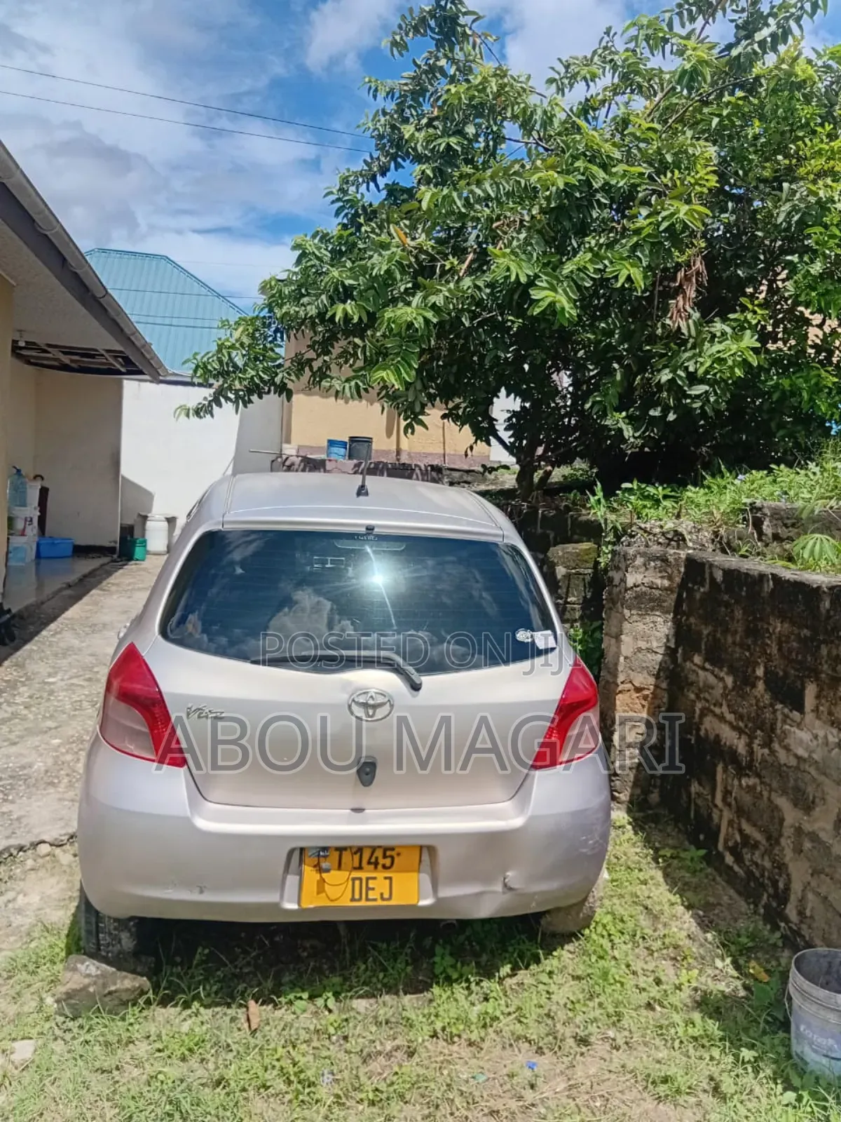 Toyota Vitz 1.5 FWD 5dr 2004 Silver