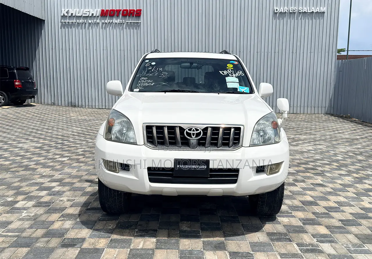 Toyota Land Cruiser Prado 2006 White