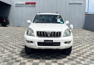 Toyota Land Cruiser Prado 2006 White