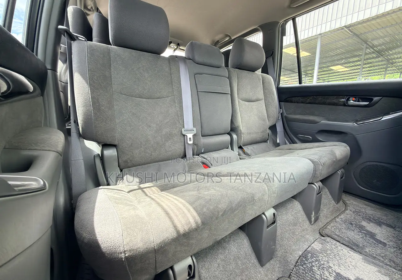 Toyota Land Cruiser Prado 2006 White