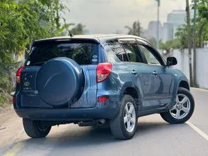 Toyota RAV4 2006 Blue