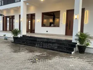 5bdrm Mansion in Kigamboni for sale