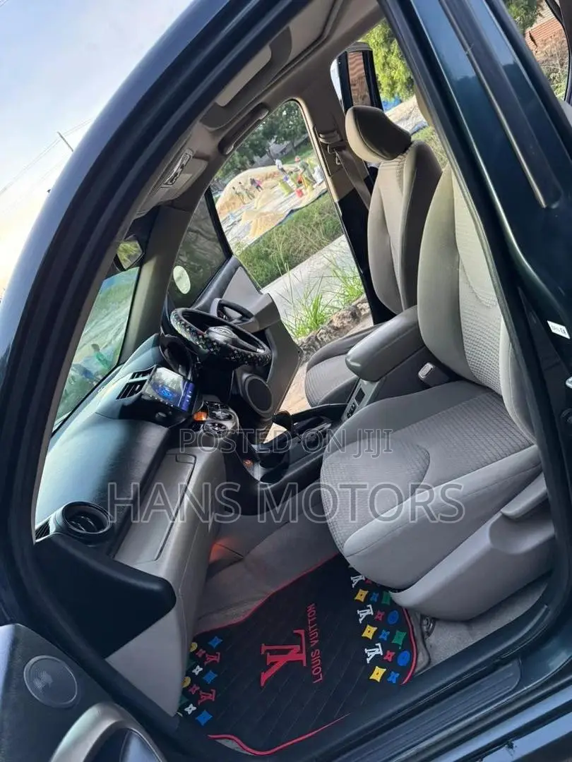 Toyota Vanguard 2009 Black