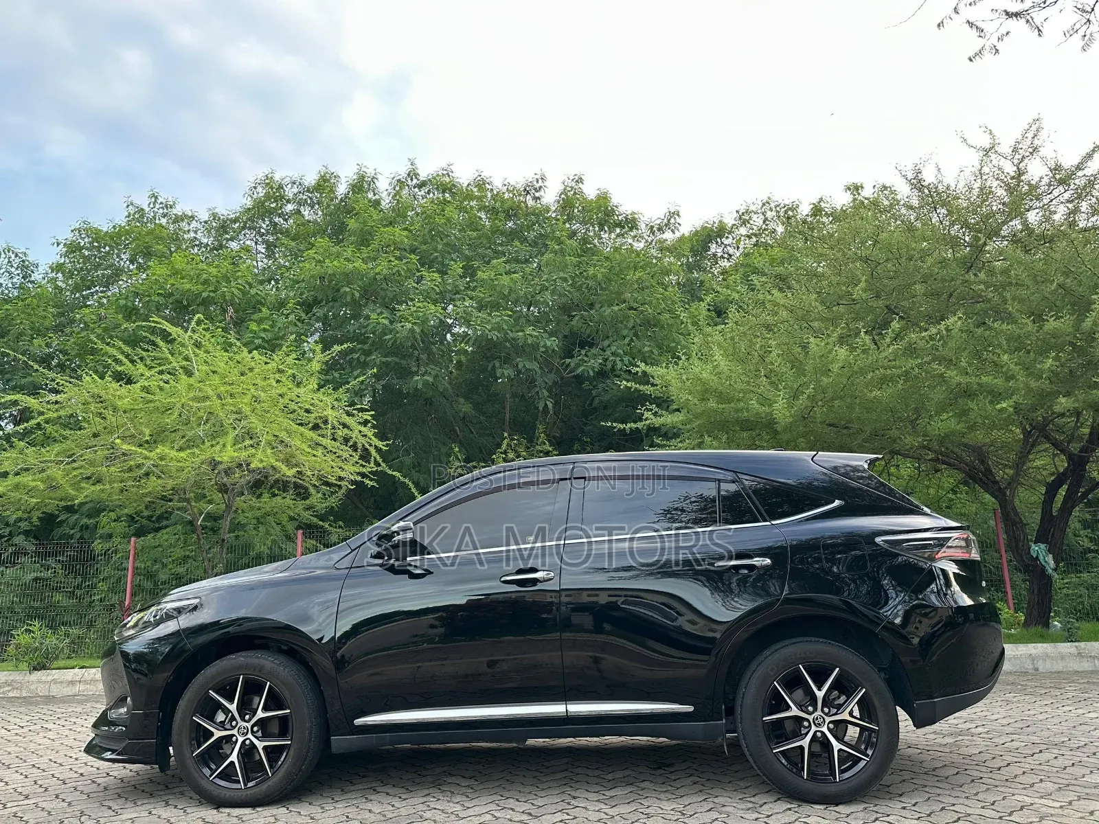 Toyota Harrier 2016 Black
