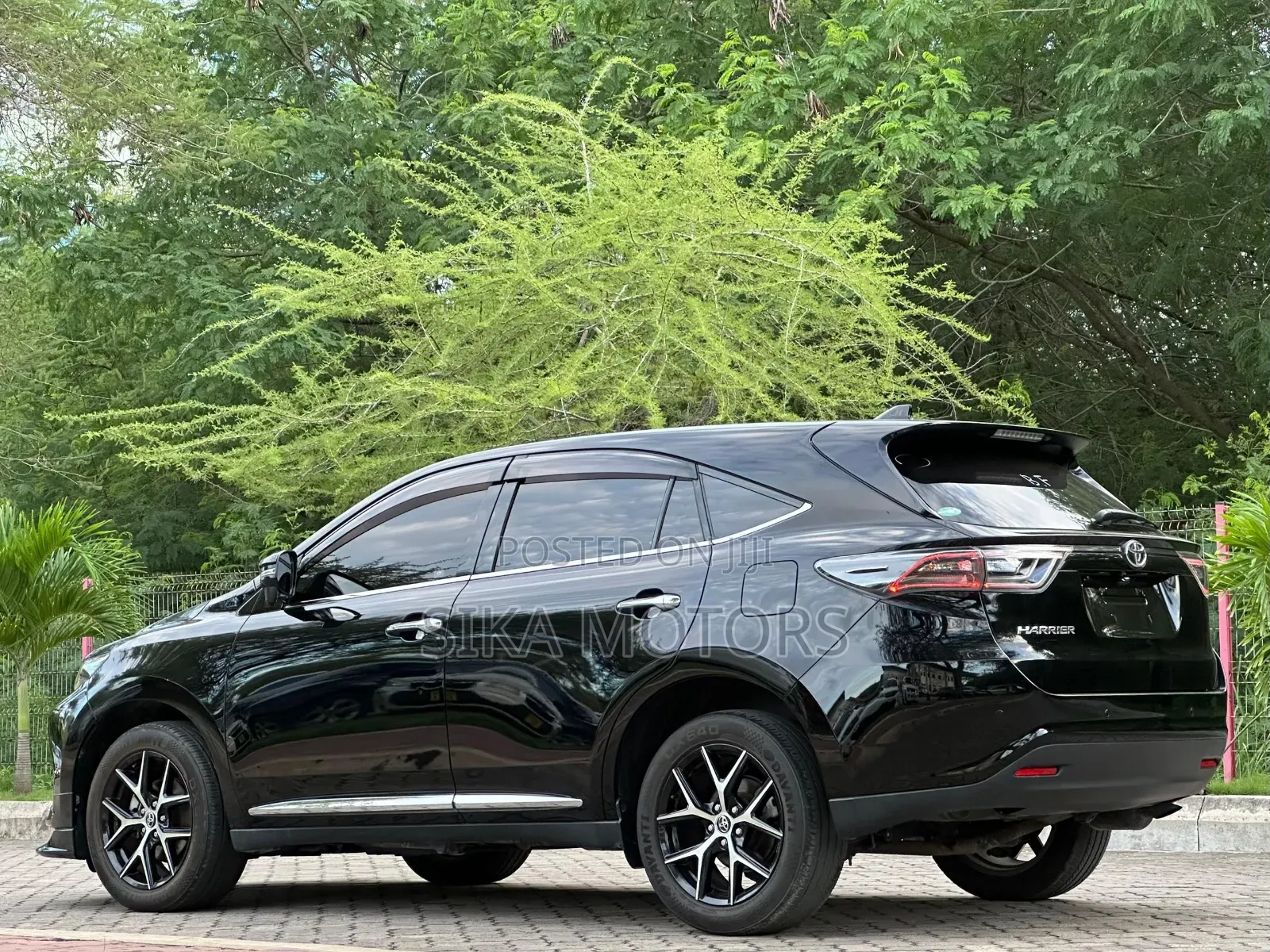 Toyota Harrier 2016 Black