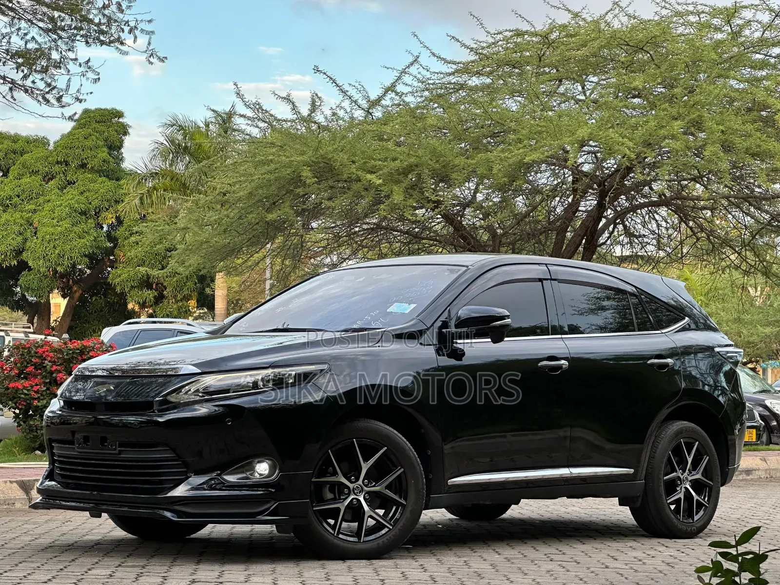 Toyota Harrier 2016 Black