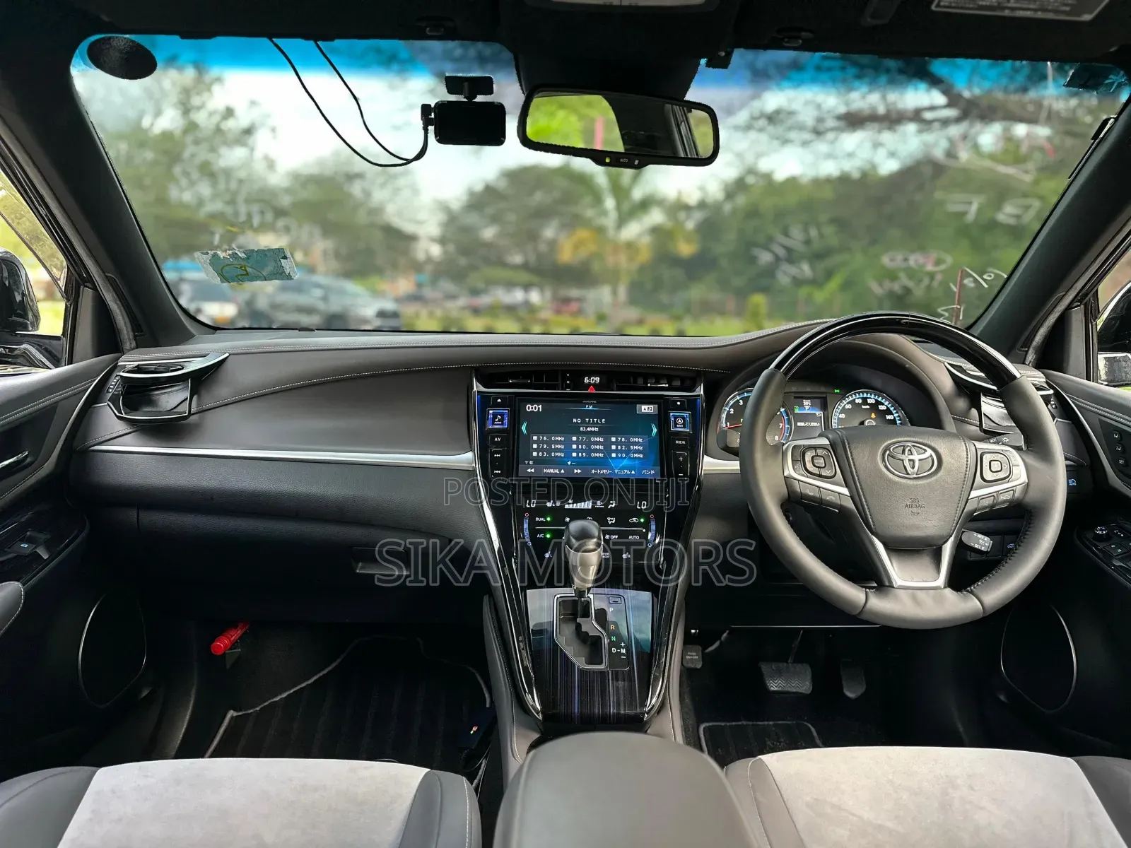 Toyota Harrier 2016 Black