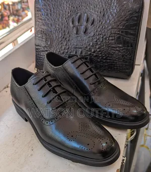 Men's Leather Shoes Smartly Designed Clarks Branded