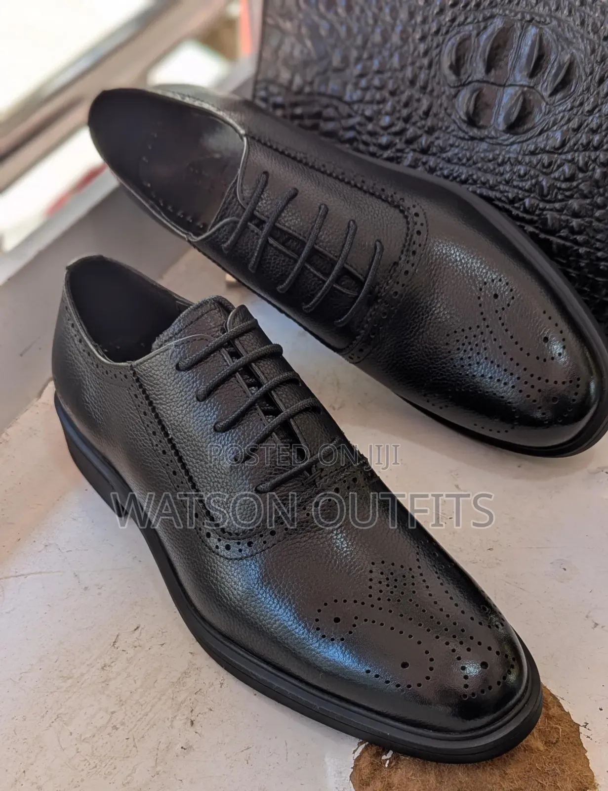 Men's Leather Shoes Smartly Designed Clarks Branded