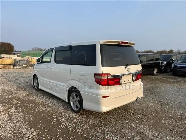 Toyota Alphard 2.4 Petrol AWD 2003 White