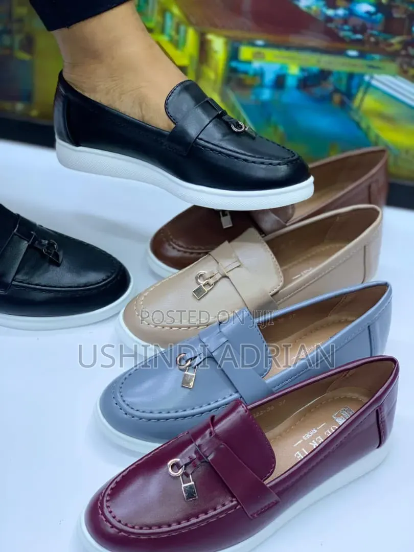 Viatu Vya Ngozi Vya Kike (New Stock)Ubora Wa Hali Ya Juu
