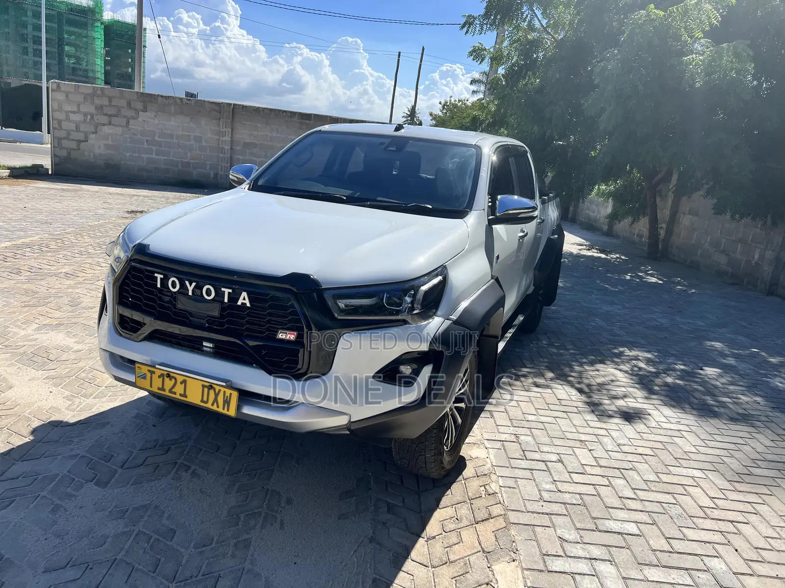 Toyota Hilux 2020 White