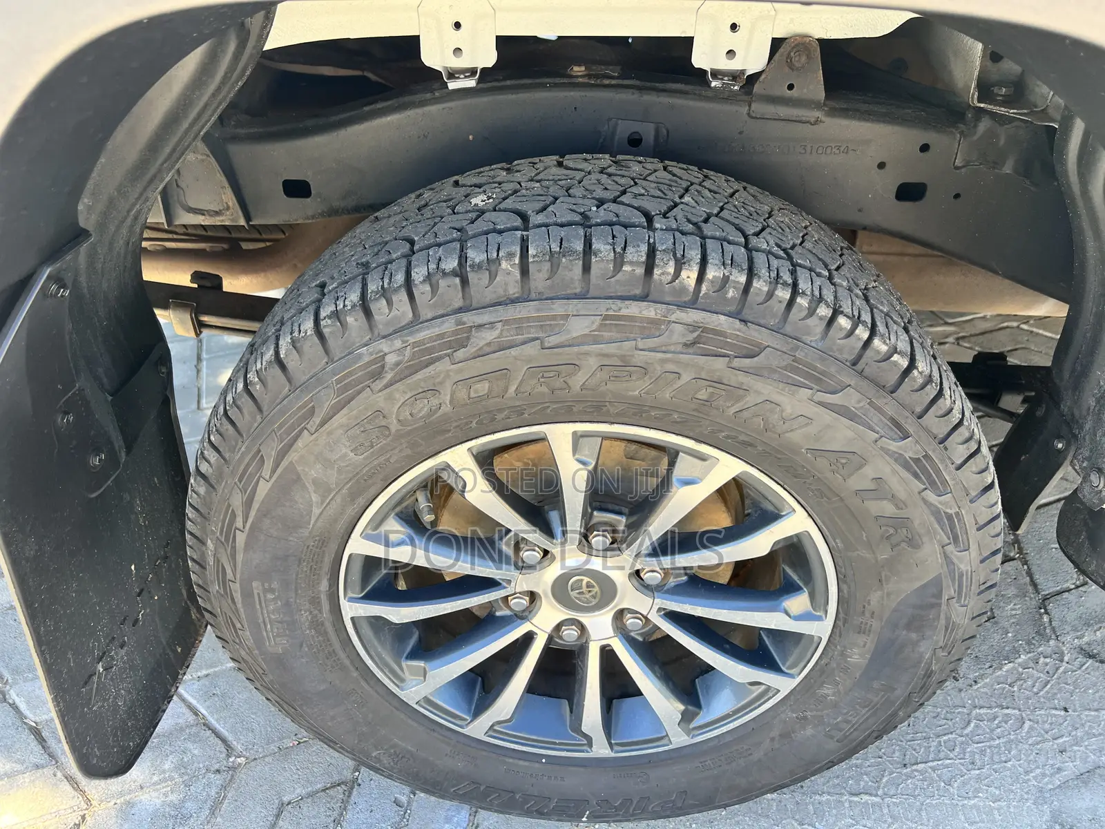 Toyota Hilux 2020 White