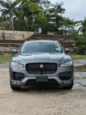 Jaguar F-Pace 2019 Gray