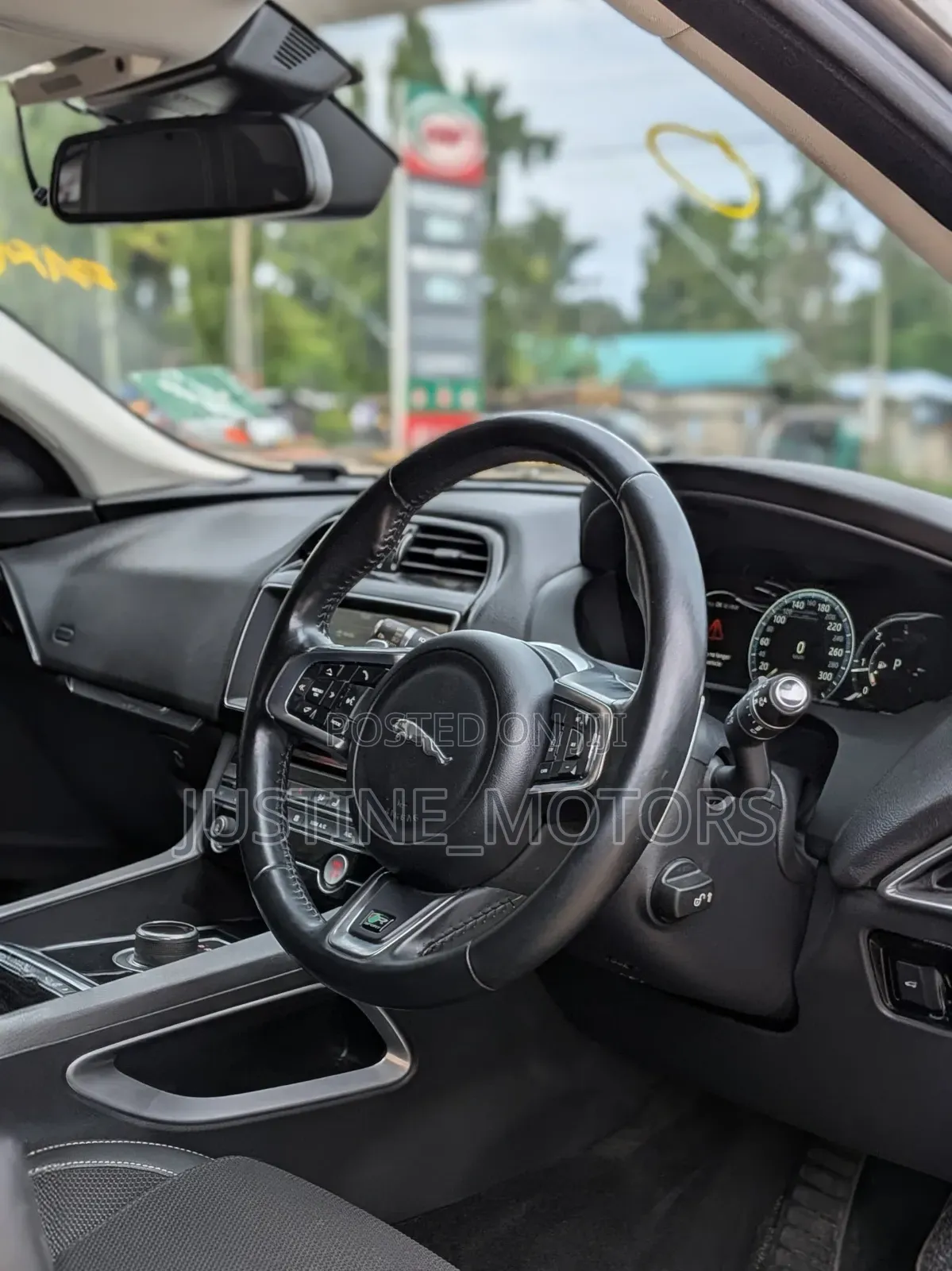 Jaguar F-Pace 2019 Gray
