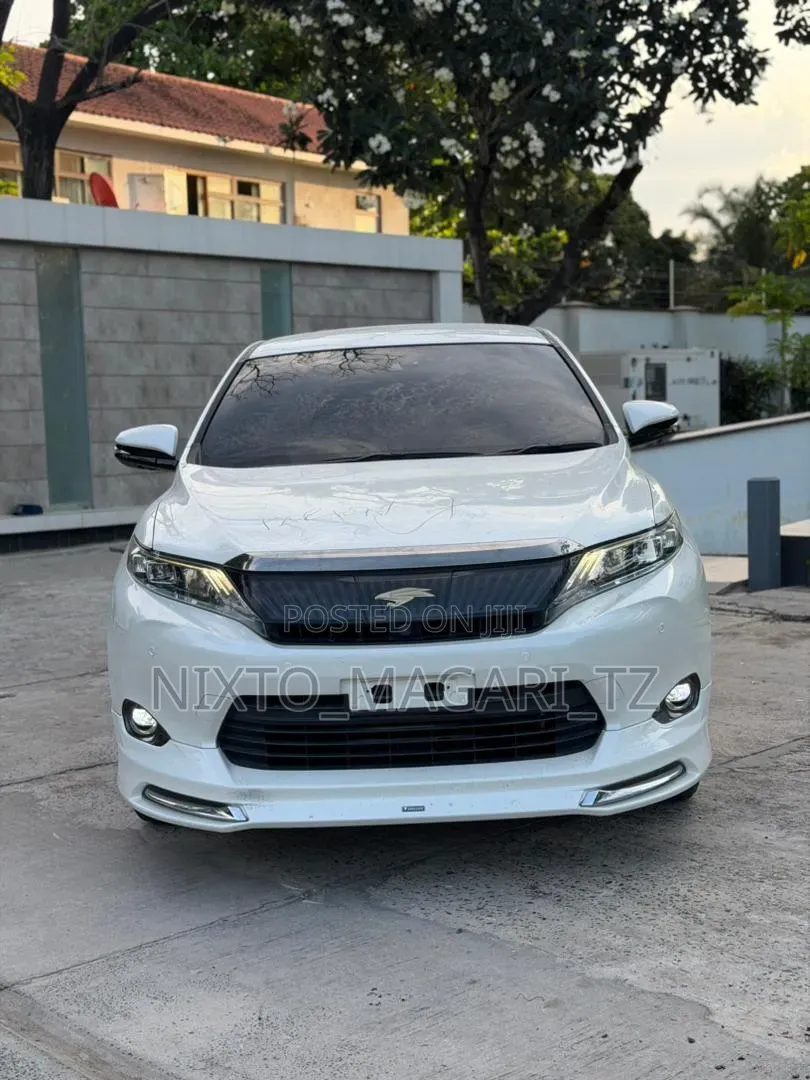 Toyota Harrier 2016 White