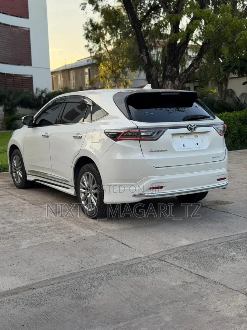 Toyota Harrier 2016 White