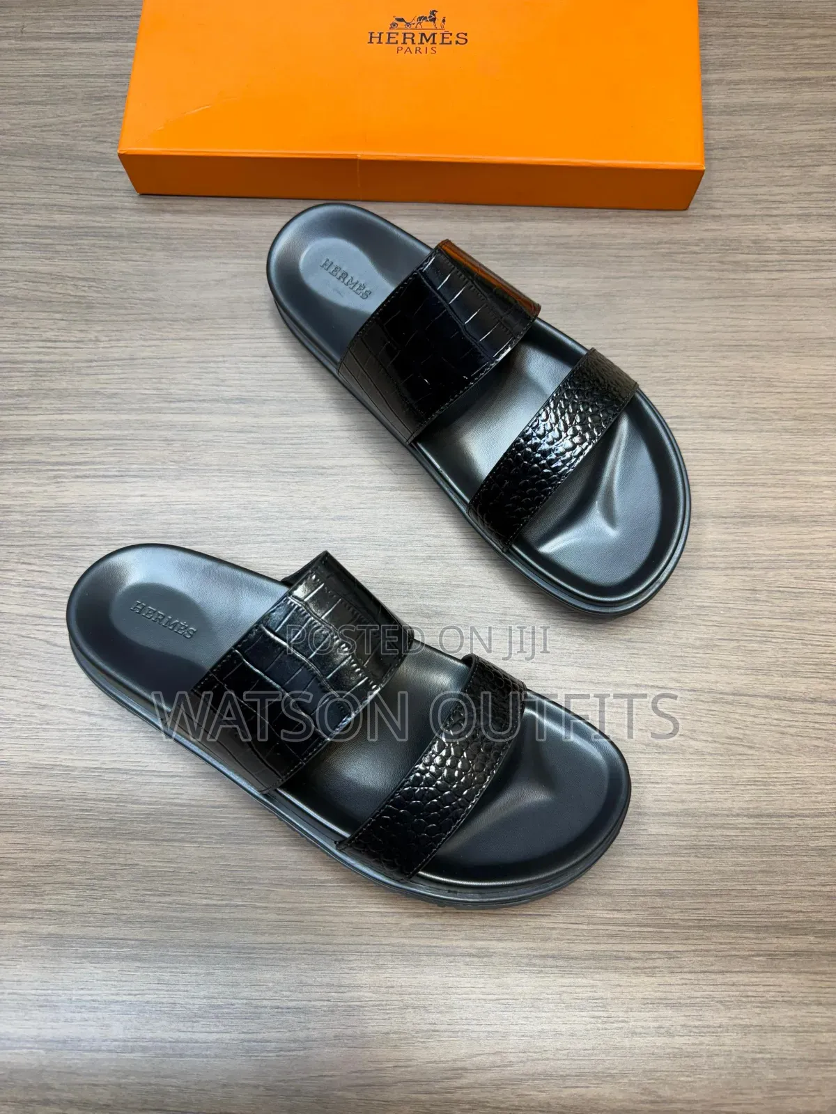 Men's Leather Sandal Shoes Hermes Topply Branded and Smoothly Made