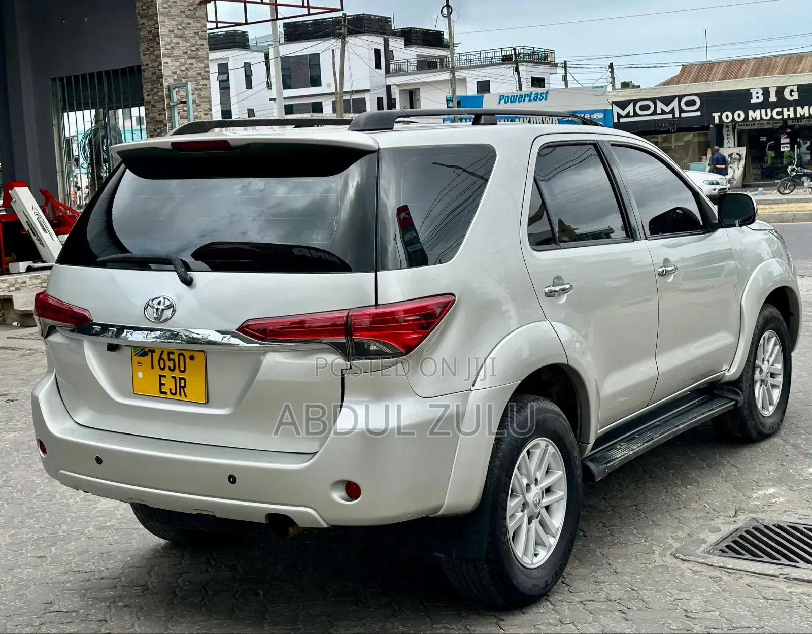 Toyota Fortuner 2015 Silver