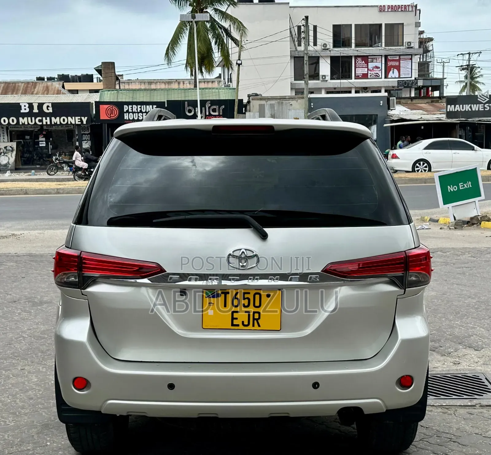 Toyota Fortuner 2015 Silver