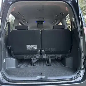 Toyota Noah 2008 Gray