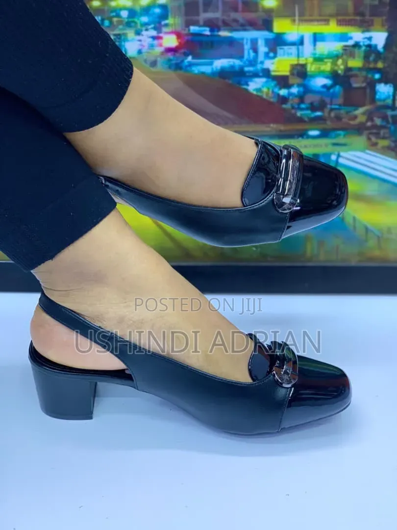Viatu Vya Ngozi Vya Kike–New Collection 