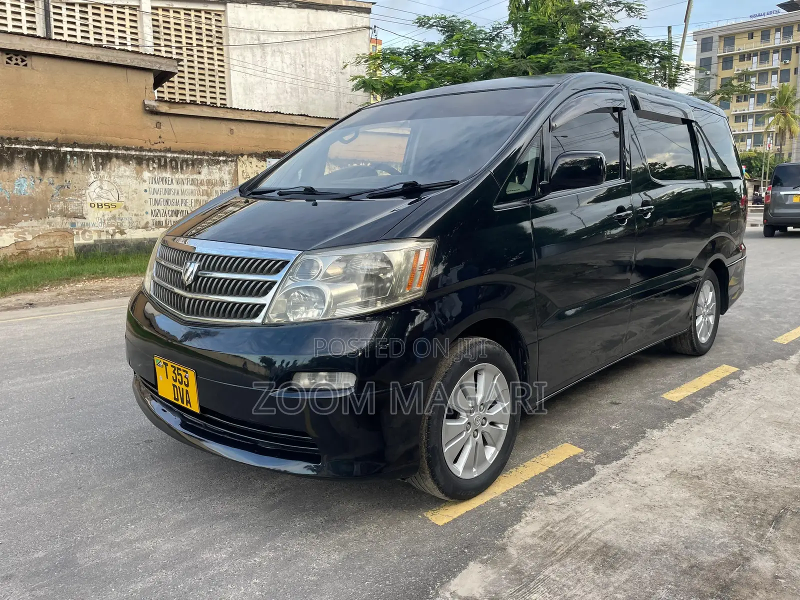 Toyota Alphard 2004 Black