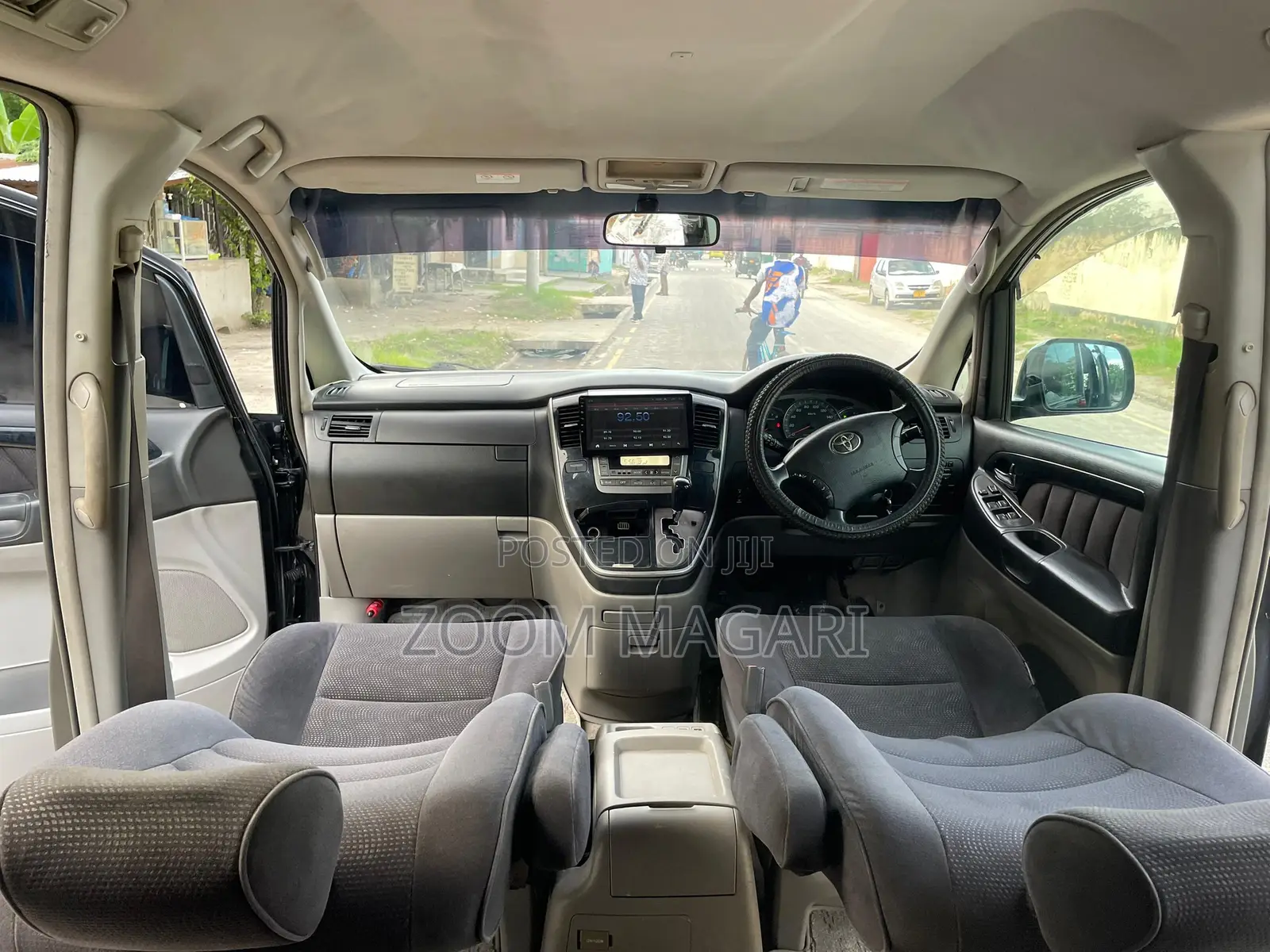 Toyota Alphard 2004 Black