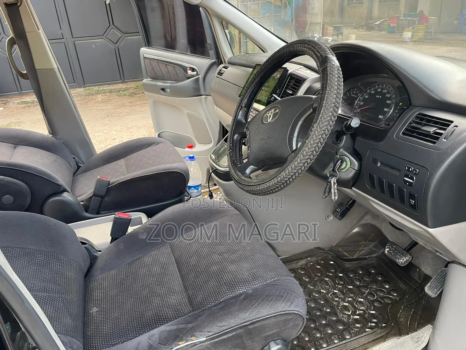 Toyota Alphard 2004 Black
