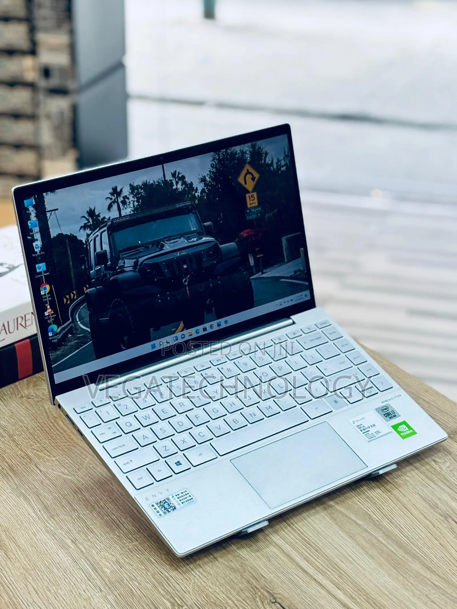 Laptop HP Envy 13 16GB Intel Core i7 SSD 1T