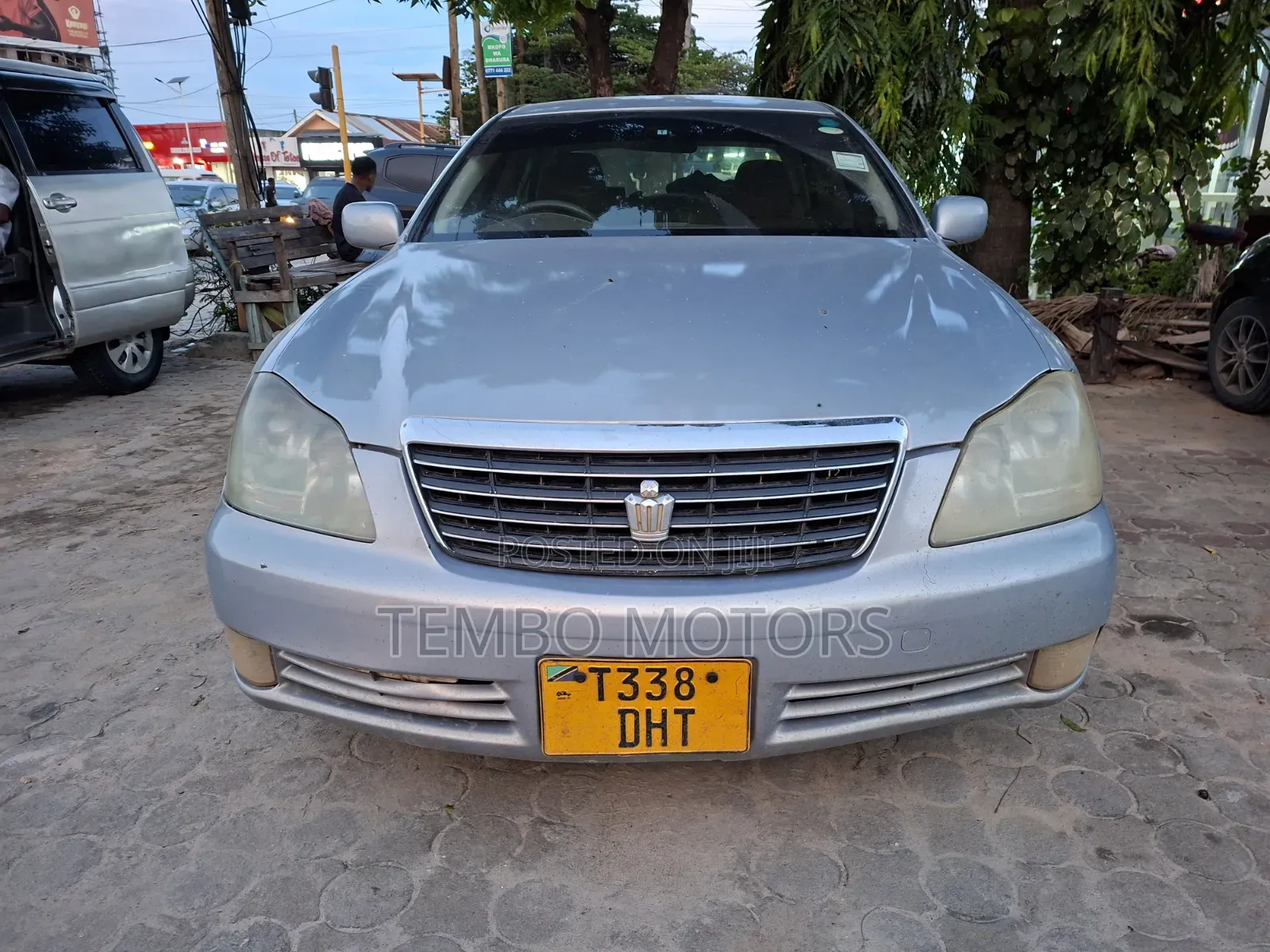 Toyota Crown 2004 Silver