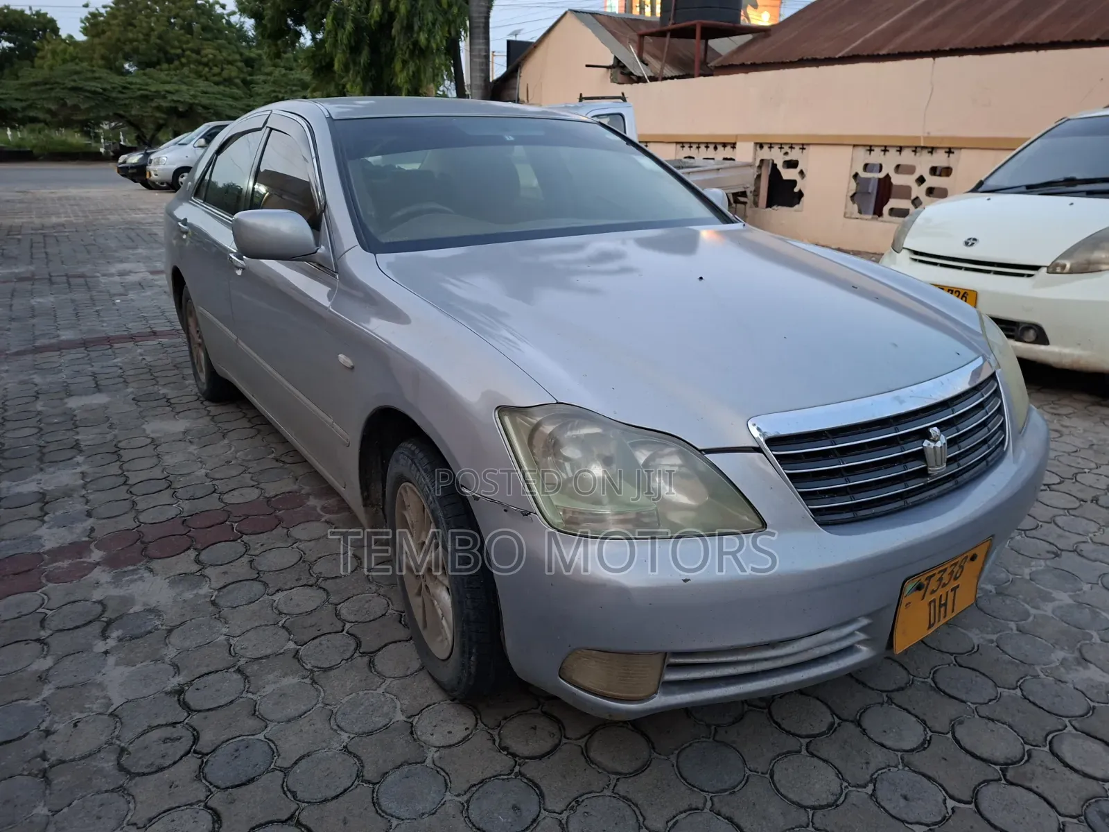 Toyota Crown 2004 Silver