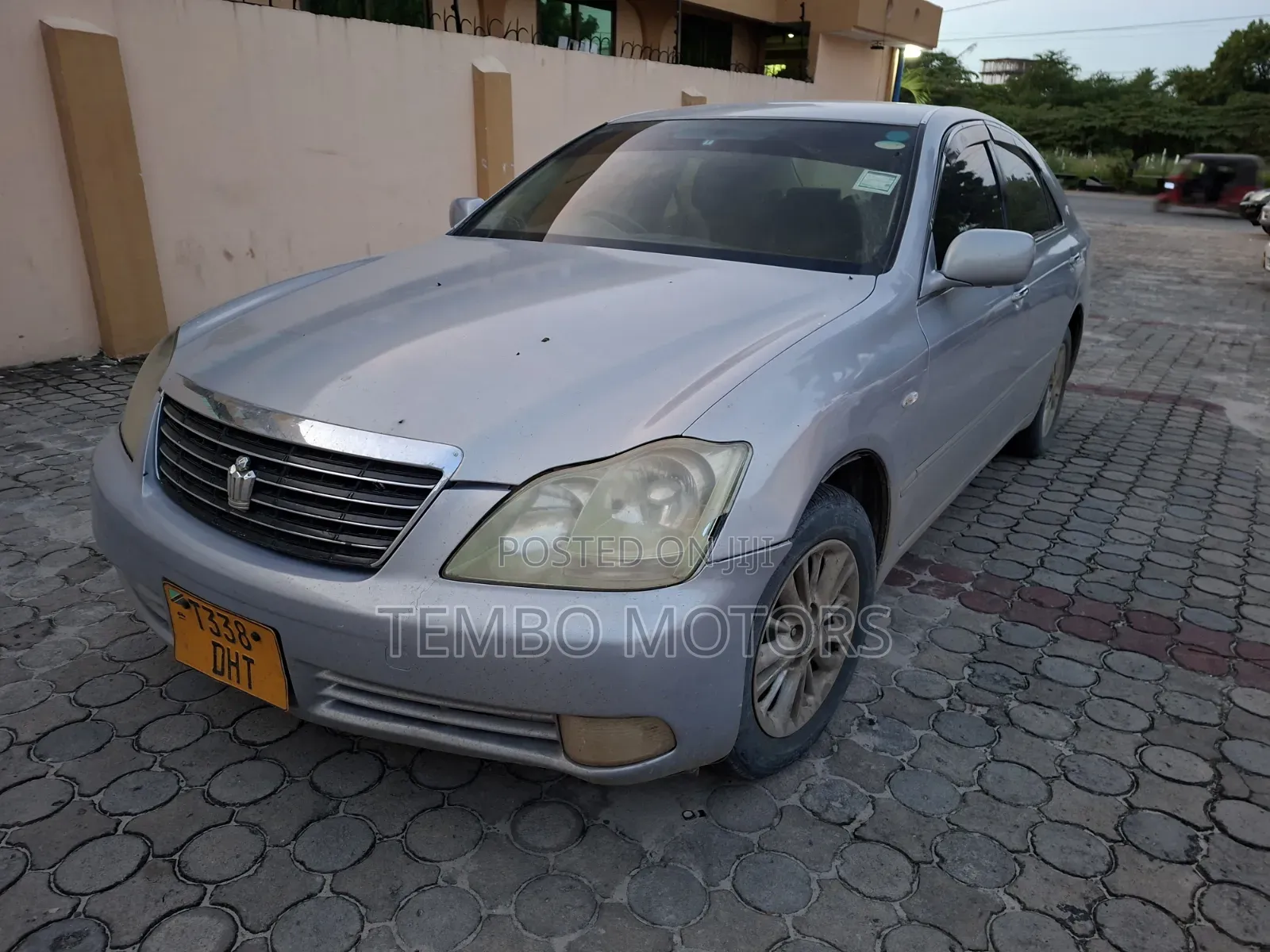 Toyota Crown 2004 Silver
