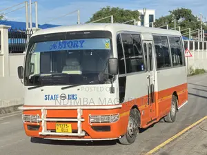 Nissan Civilian 2006 White
