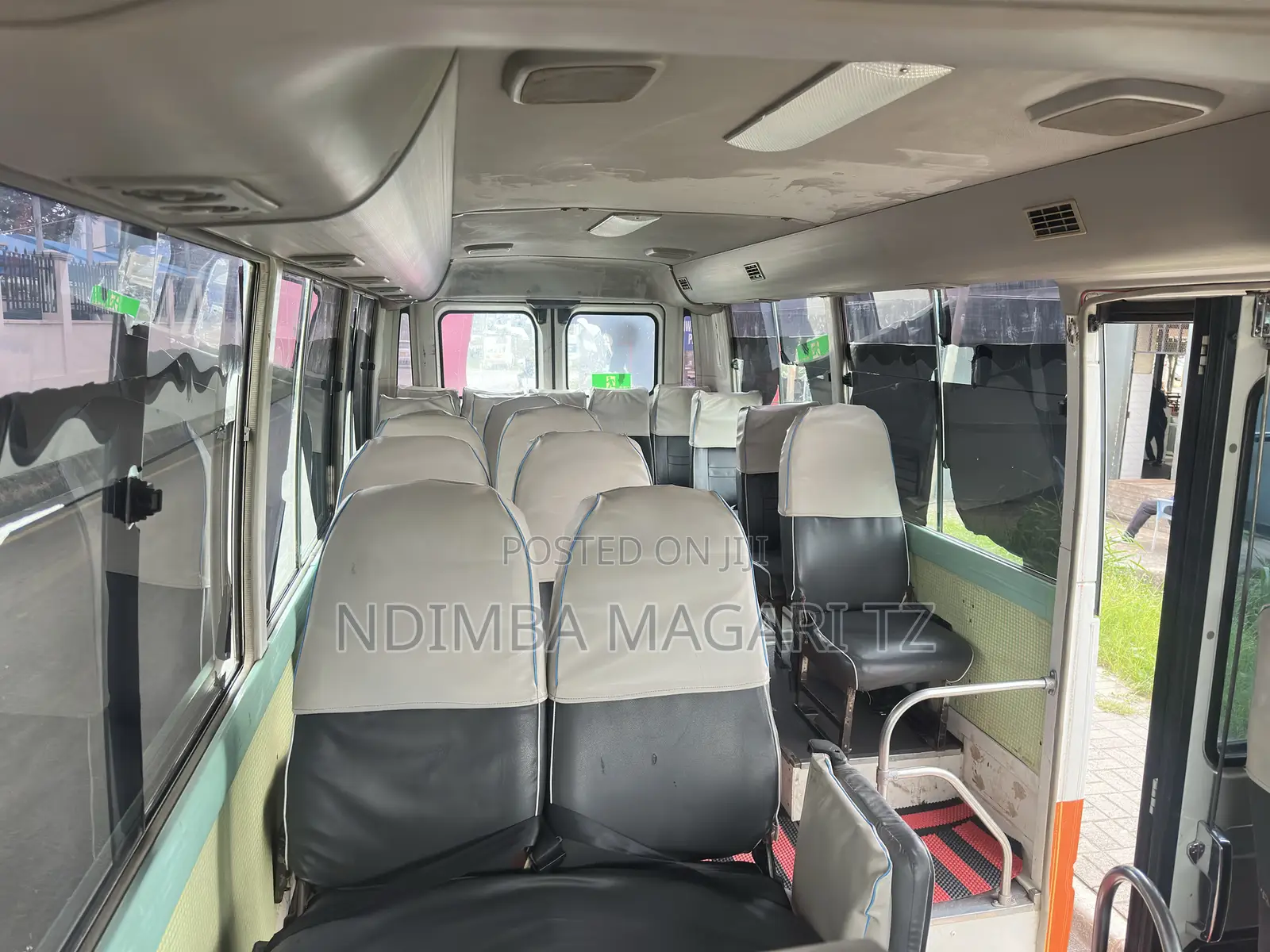Nissan Civilian 2006 White