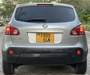 Nissan Dualis 2010 Silver