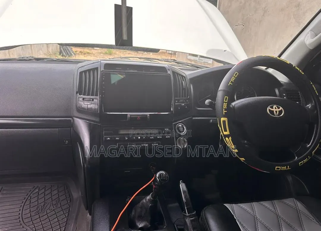 Toyota Land Cruiser 3.0 D-4D C 2008 White