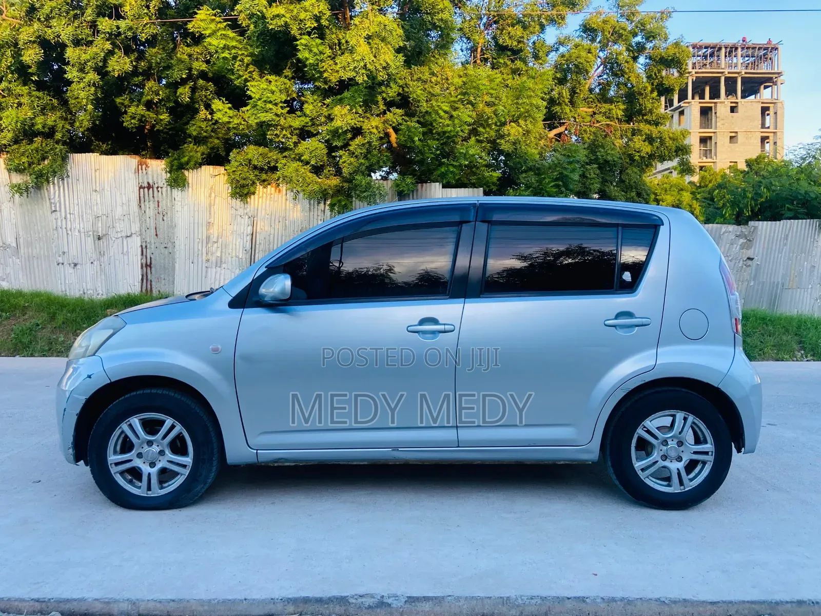 Toyota Passo 2005 Silver