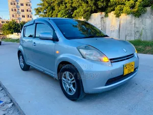 Toyota Passo 2005 Silver