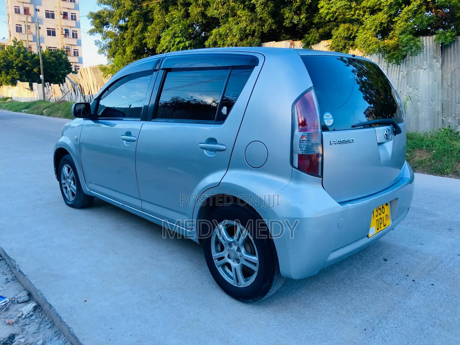Toyota Passo 2005 Silver