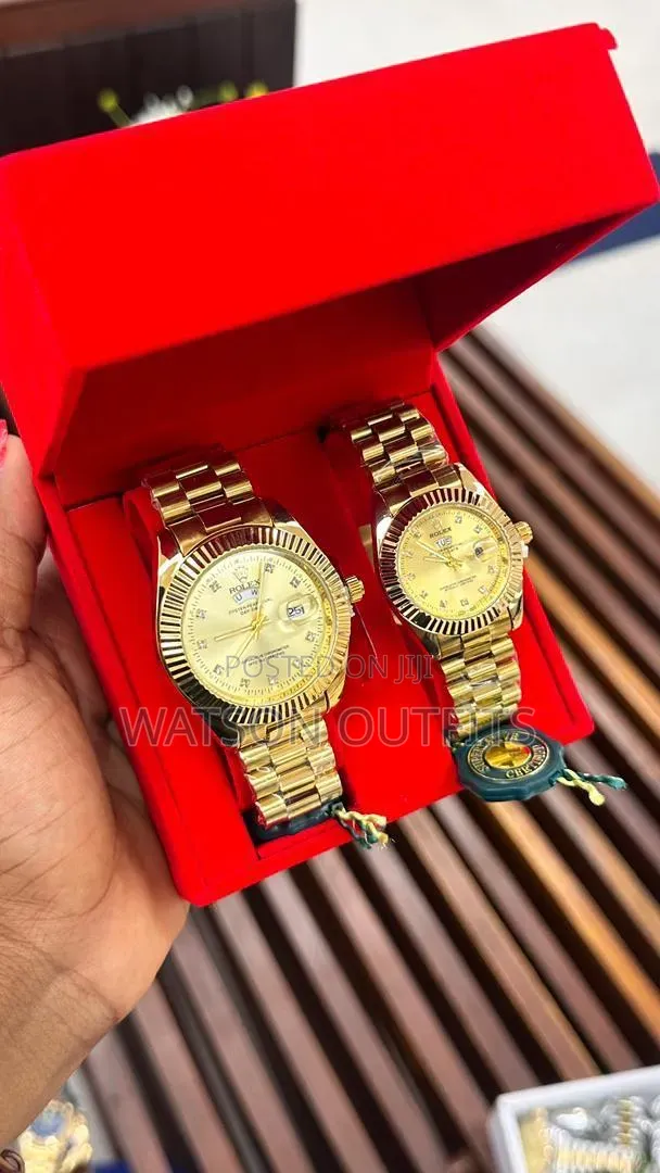 Saa Mbili Kwa Pamoja Na Box Lake or Full Boxed Couple Watches