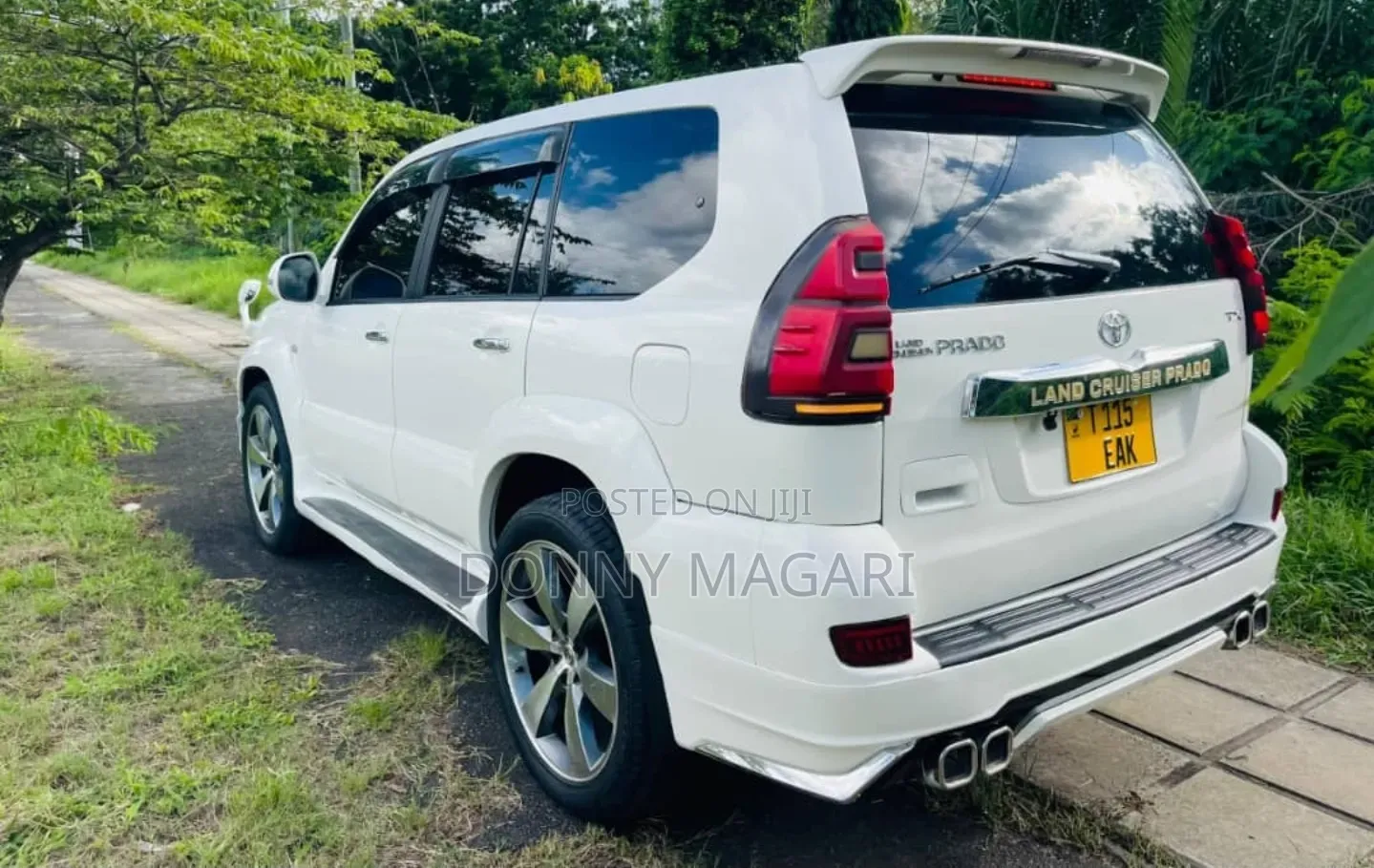 Toyota Land Cruiser Prado 2007 White